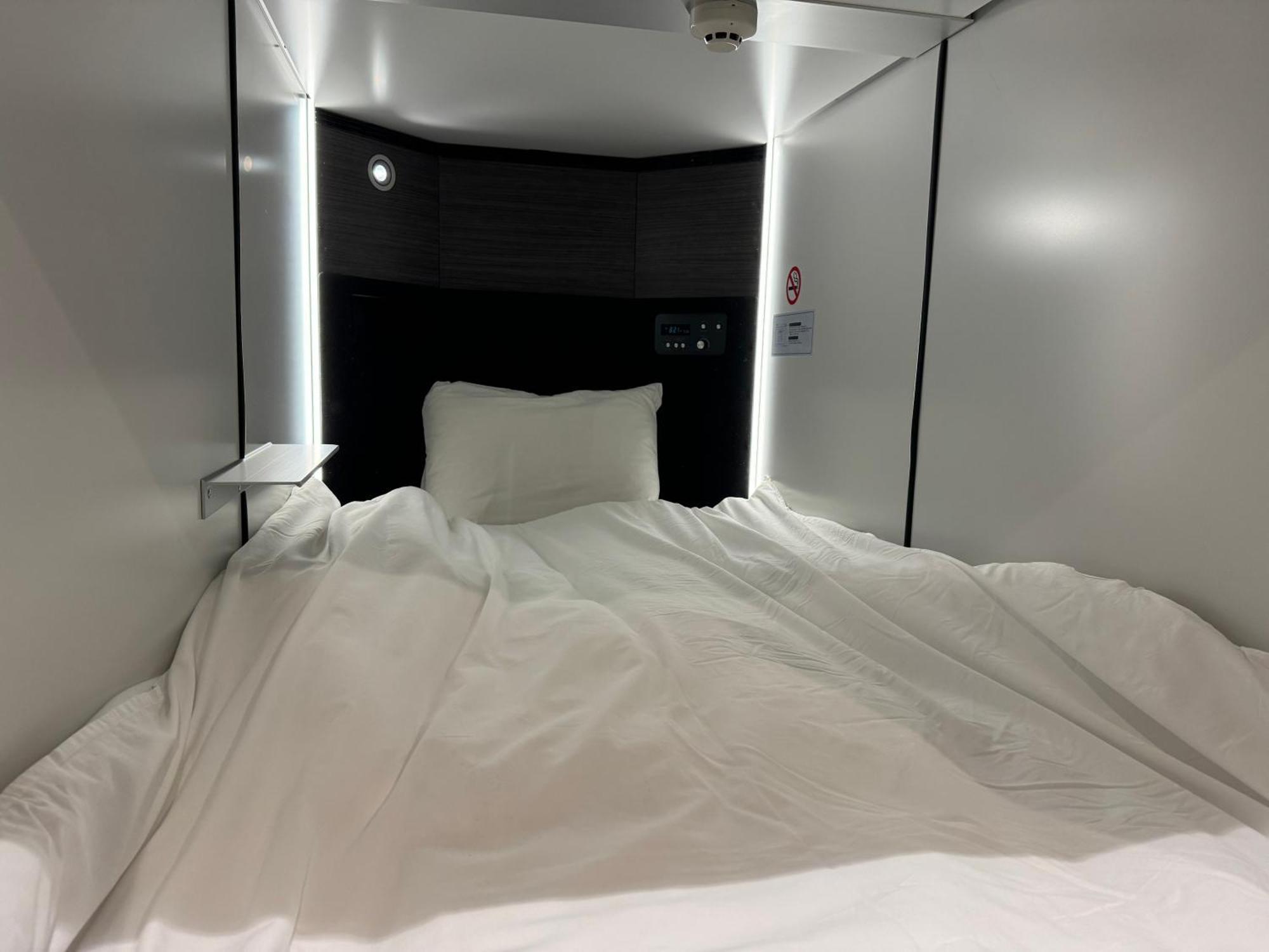 Capsule Hotel Suzumoriya Токіо Екстер'єр фото