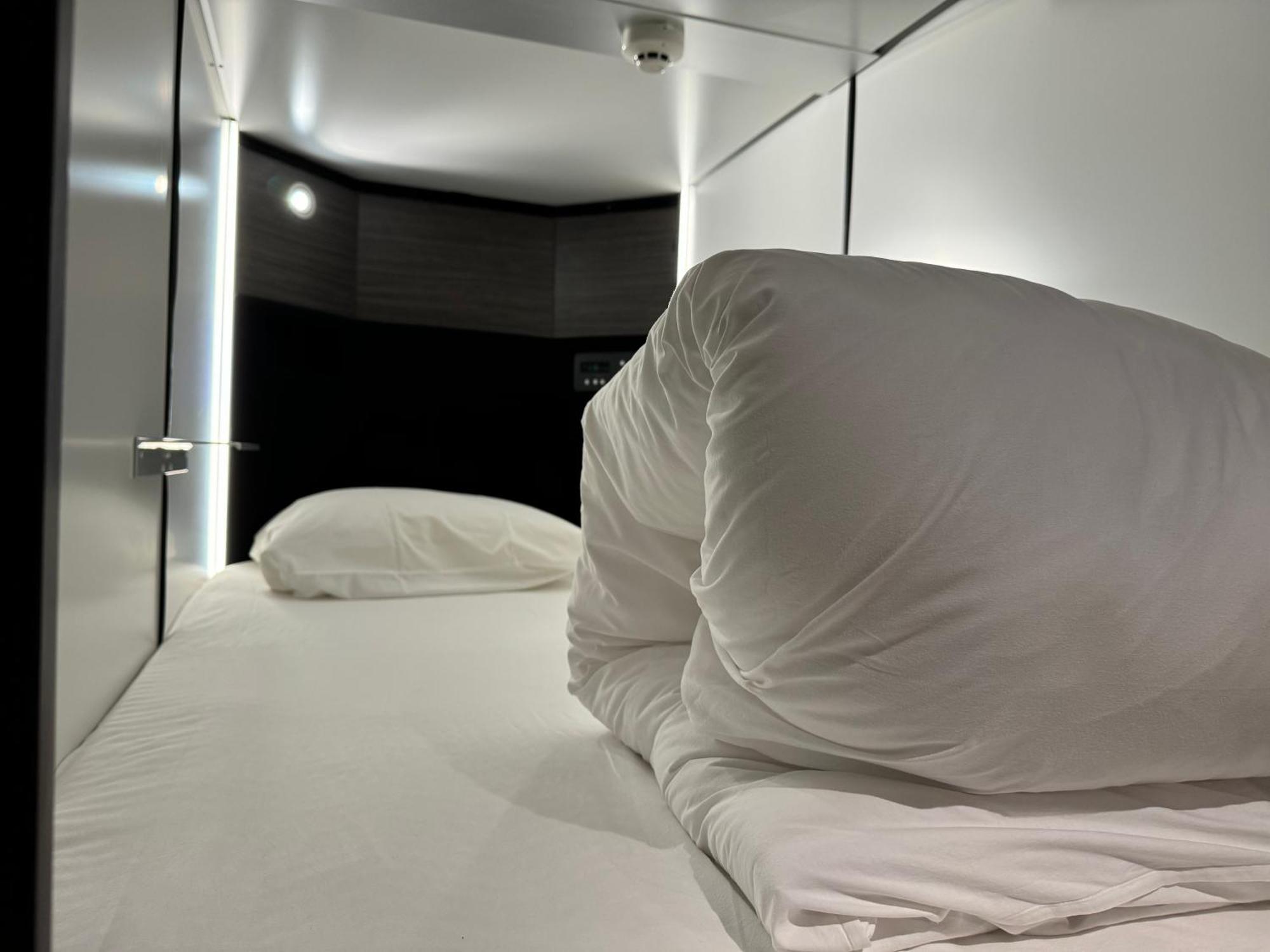 Capsule Hotel Suzumoriya Токіо Екстер'єр фото