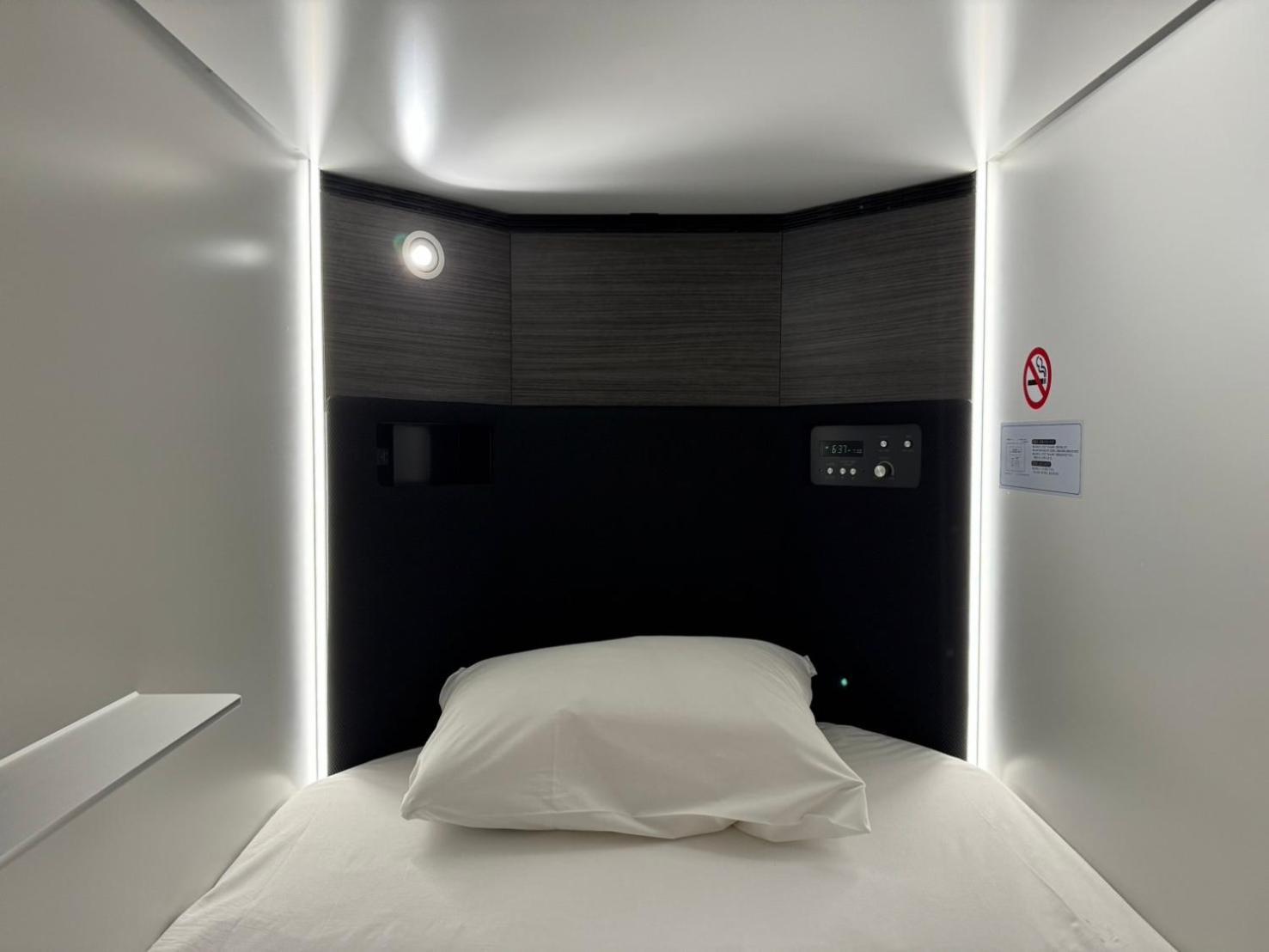 Capsule Hotel Suzumoriya Токіо Екстер'єр фото